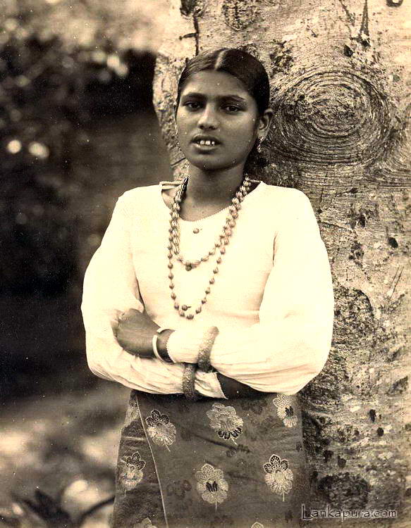 Native Singalese Girl, Sri Lanka