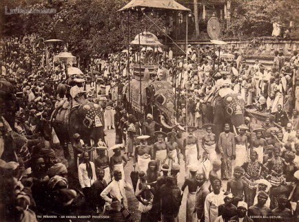 kandy perahera buddhist procession ceylon