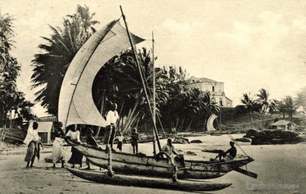 Fishing canoes at Mt. Lavinia beach
