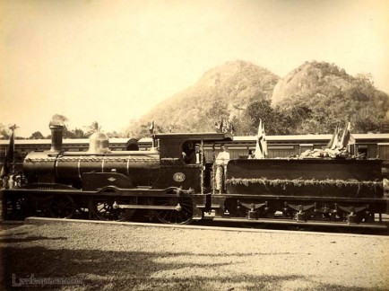 Ceylon Railway Engine 66 at Kurunegala in 1909